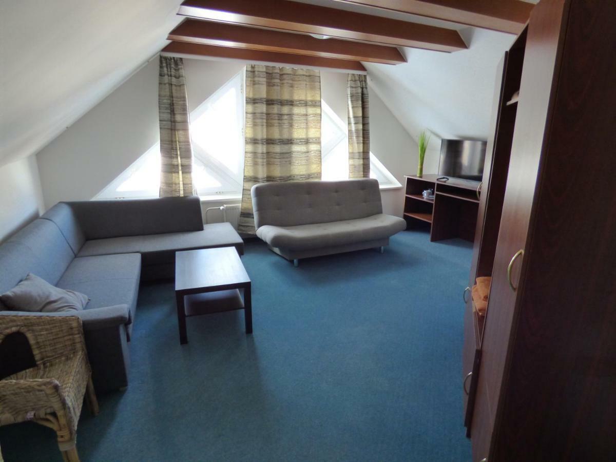 Hotel Vazinka Madunice Zewnętrze zdjęcie